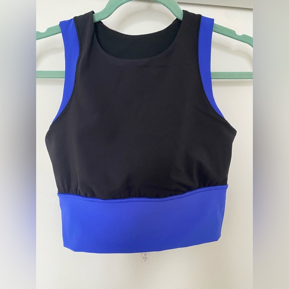 Lulu lemon work out top - Picture 4 of 4